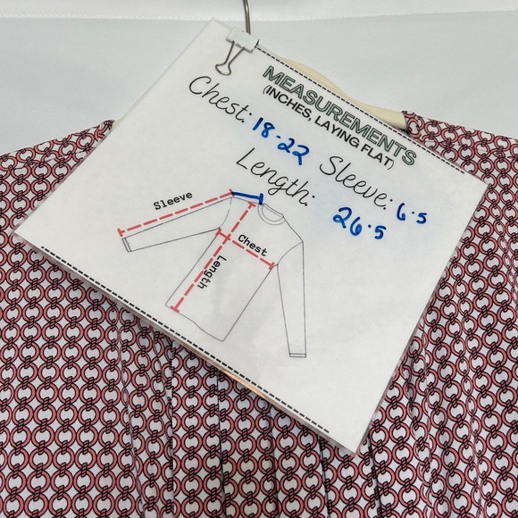 Liz Claiborne Whie Top with Chain Link style Pattern - Picture 7 of 8